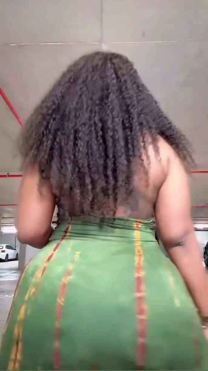 Curvedollz thumbnail