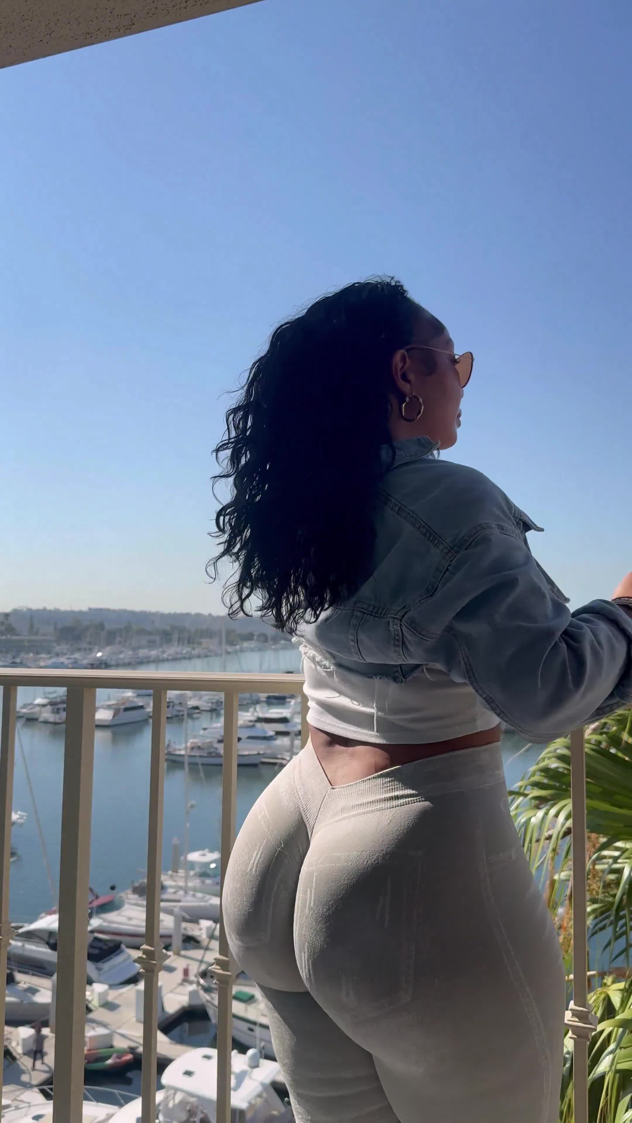 EatMahKandy thumbnail